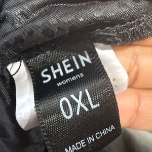 SHEIN Women's Elegant Black leggings